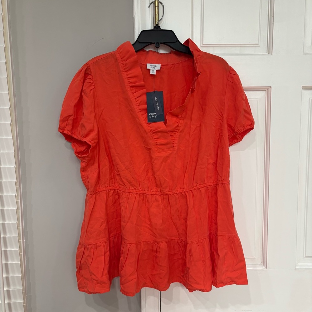 Crown and Ivy Orange Short-Sleeve Peplum Top